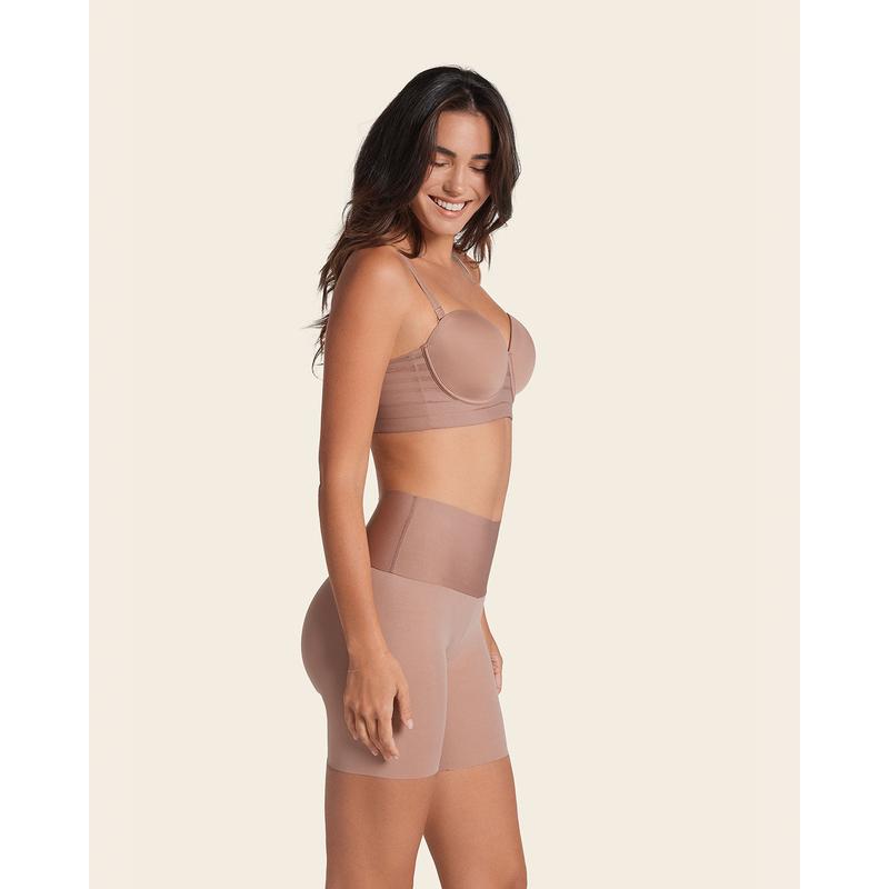 Stay-In-Place Seamless Shaper Short