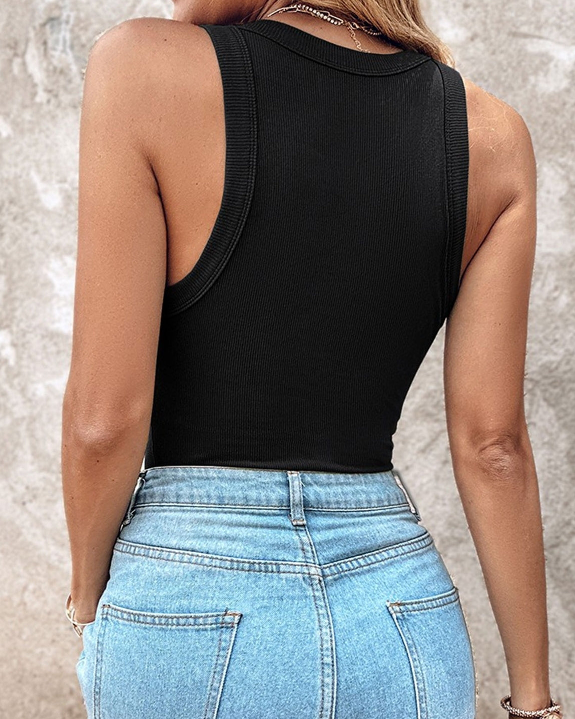 Your Favourite No-Bra All Style Tank Top